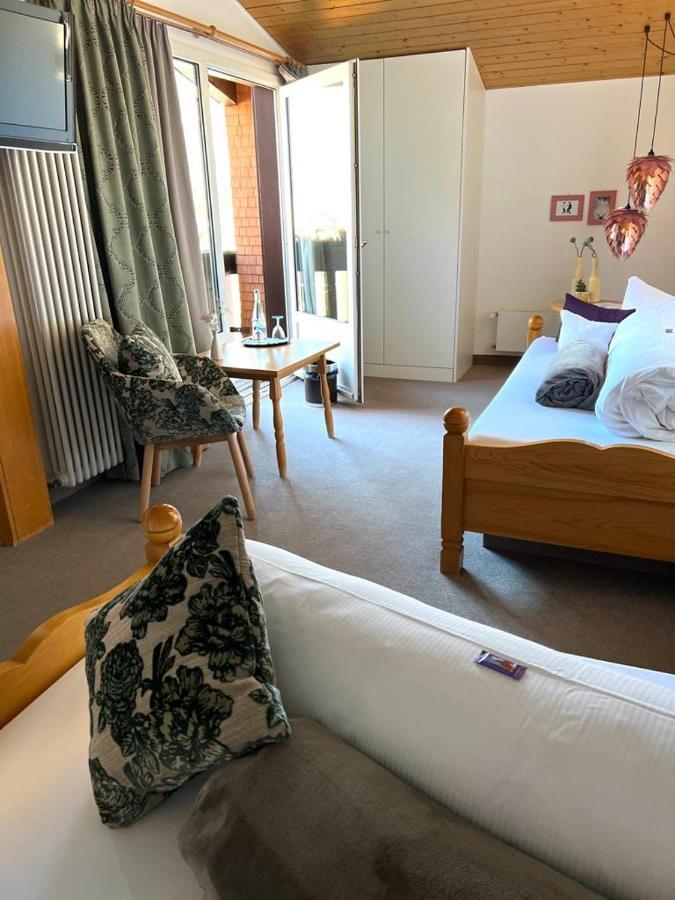 Hotel Schwarzwaldhof Hinterzarten Bagian luar foto